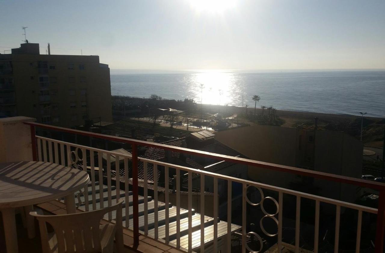 ピネダ・デ・マールTerraza Al Marアパートメント エクステリア 写真