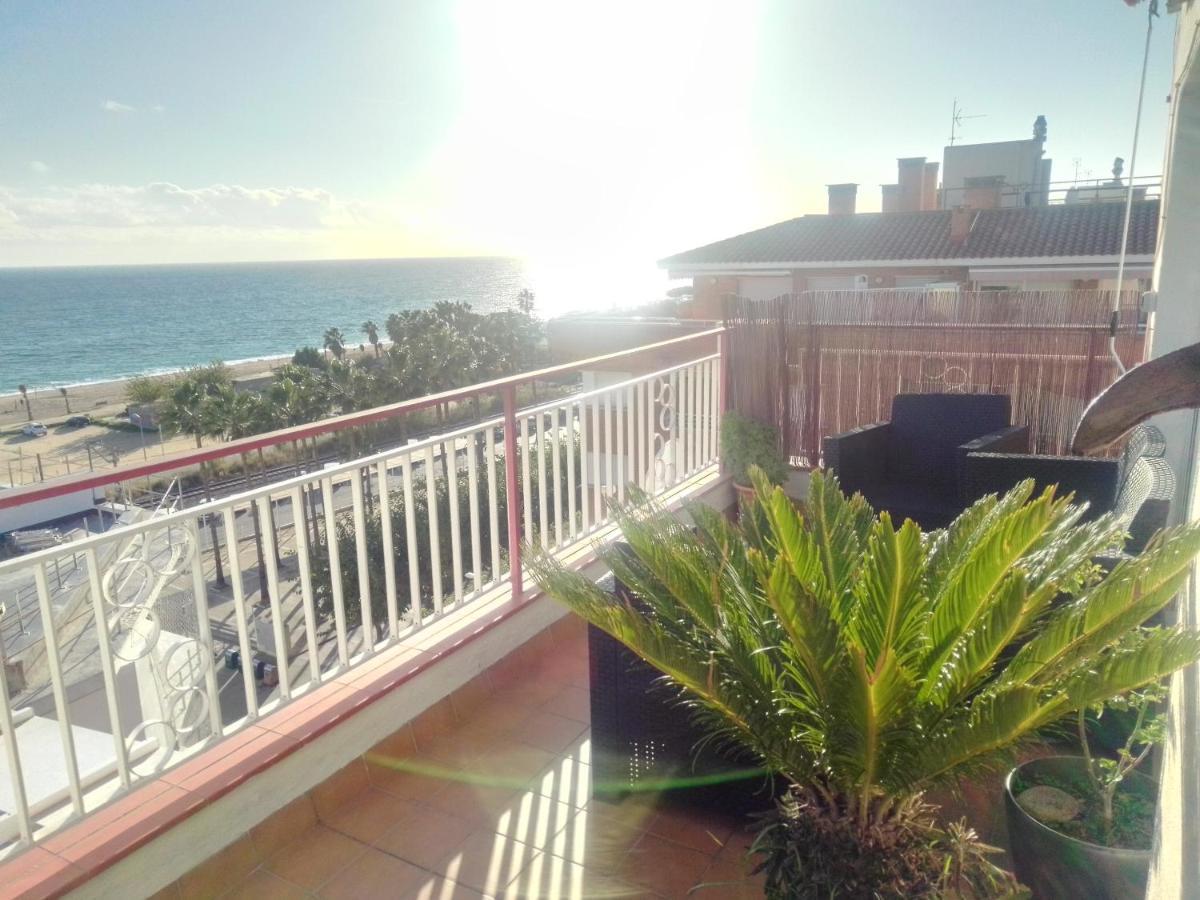 ピネダ・デ・マールTerraza Al Marアパートメント エクステリア 写真