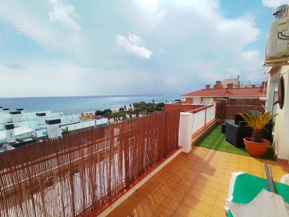 ピネダ・デ・マールTerraza Al Marアパートメント エクステリア 写真